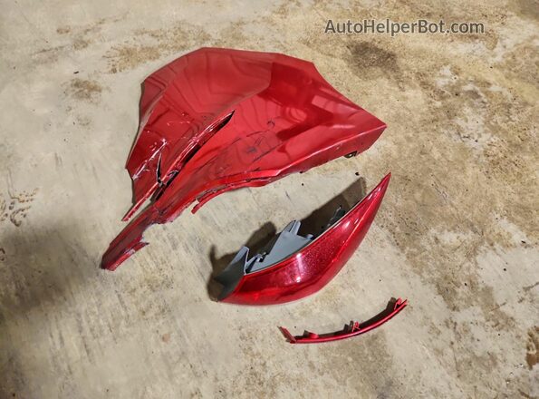 5NPD84LF7HH008189 2017 HYUNDAI ELANTRA Red Widok komory silnika