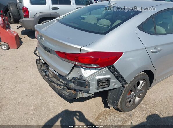 5NPD84LF7HH042861 2017 HYUNDAI ELANTRA Silver Вид спереду