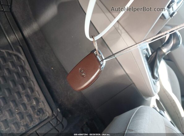 5NPD84LF7HH042861 2017 HYUNDAI ELANTRA Silver Вид панелі приладів