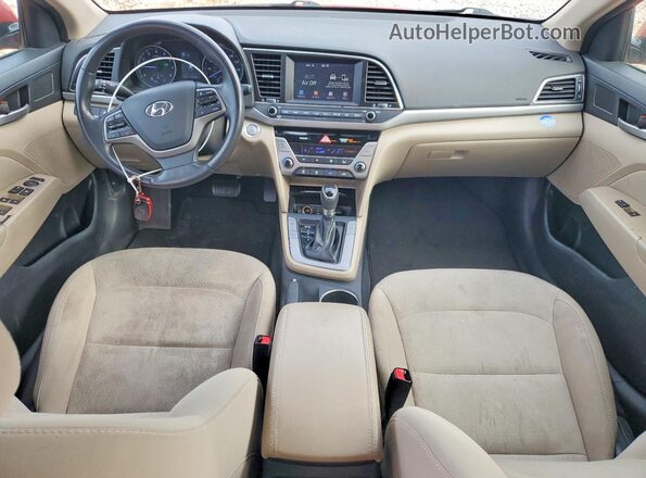 5NPD84LF7HH189813 2017 HYUNDAI ELANTRA Красный Вид панели приборов
