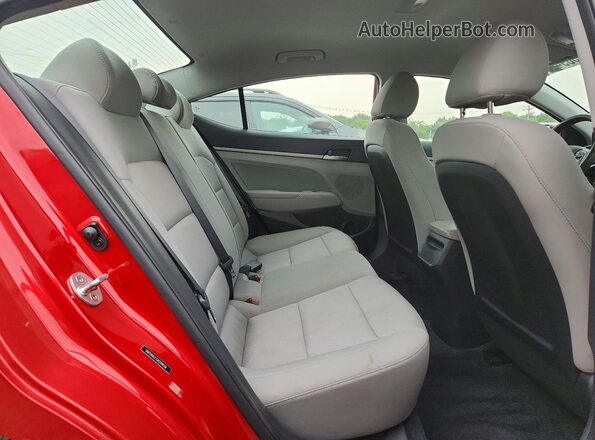 5NPD84LF7JH294034 2018 HYUNDAI ELANTRA Red Вид задніх сидінь