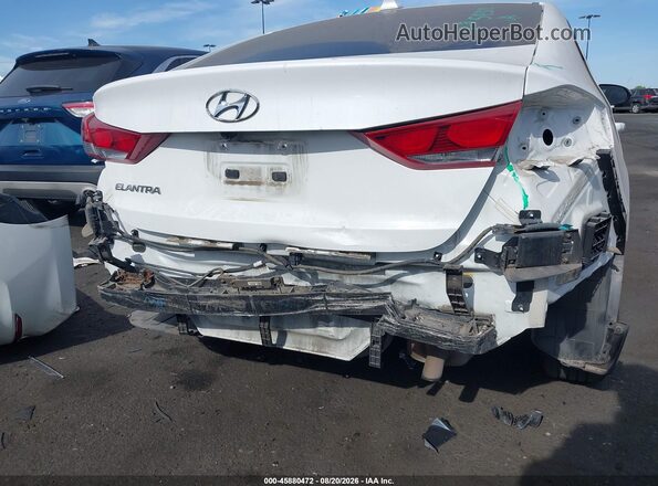 5NPD84LF7JH316226 2018 HYUNDAI ELANTRA Белый Вид спереди