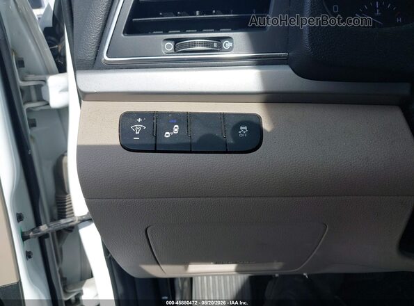 5NPD84LF7JH316226 2018 HYUNDAI ELANTRA Белый 