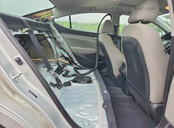 5NPD84LF7JH357259 2018 HYUNDAI ELANTRA Silver Vista de los asientos traseros