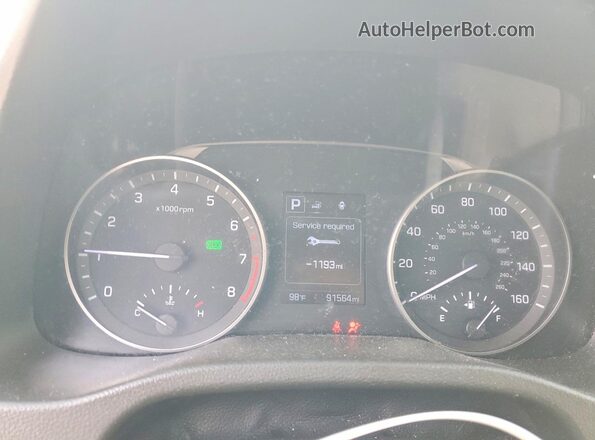 5NPD84LF7JH358038 2018 HYUNDAI ELANTRA Black Instrument cluster view