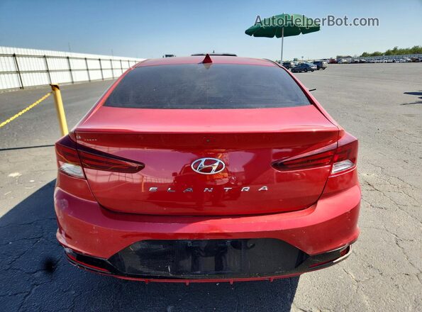 5NPD84LF7KH449652 2019 HYUNDAI ELANTRA Red უკანა ხედი