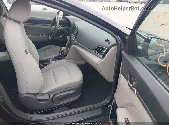 5NPD84LF8HH008024 2017 HYUNDAI ELANTRA Black Front interior view