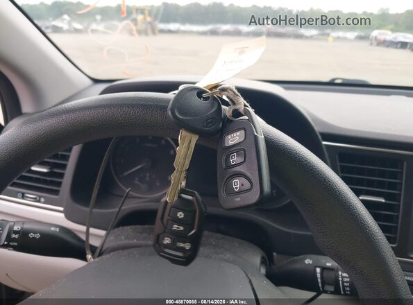 5NPD84LF8HH008024 2017 HYUNDAI ELANTRA Black Dashboard view