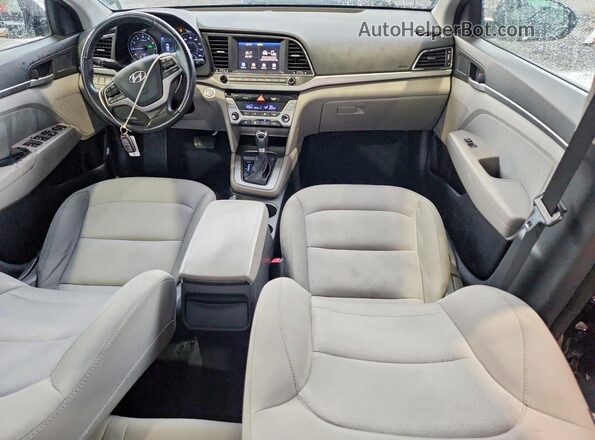 5NPD84LF8HH014180 2017 HYUNDAI ELANTRA Black Առջևի վահանակի տեսք