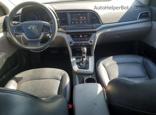 5NPD84LF8HH023672 2017 HYUNDAI ELANTRA Silver Vista del salpicadero