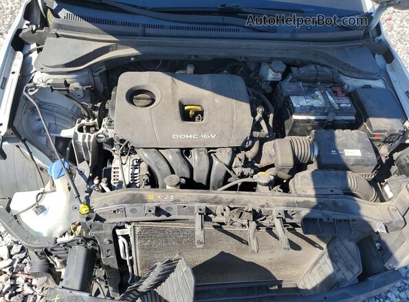 5NPD84LF8HH023672 2017 HYUNDAI ELANTRA Silver Vista interior trasera