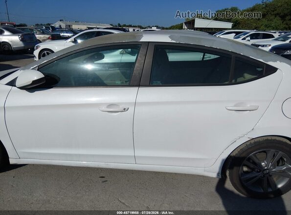 5NPD84LF8HH055618 2017 HYUNDAI ELANTRA White Widok wnętrza 360 stopni