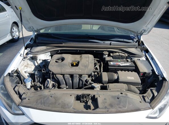 5NPD84LF8HH055618 2017 HYUNDAI ELANTRA White Widok z tyłu