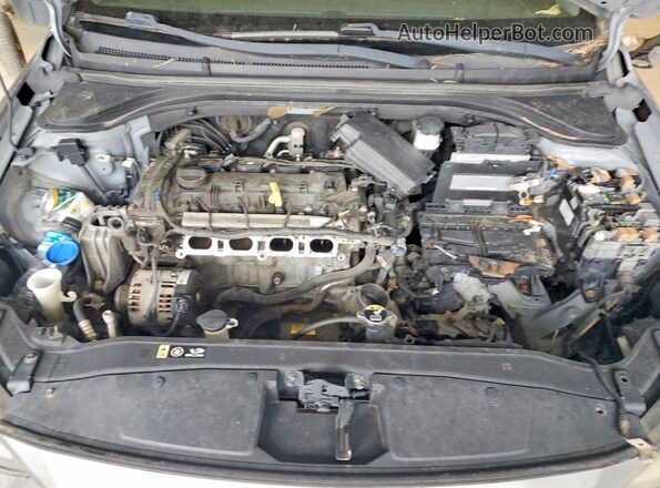 5NPD84LF8HH084701 2017 HYUNDAI ELANTRA Silver Vista interior trasera