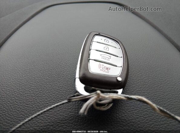 5NPD84LF8HH123240 2017 HYUNDAI ELANTRA Black Вид панелі приладів