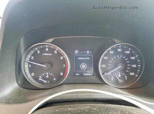 5NPD84LF8HH183504 2017 HYUNDAI ELANTRA White Սարքավորումների վահանակի տեսք