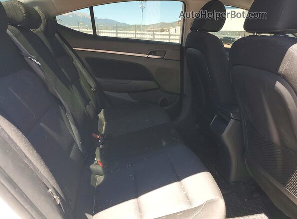 5NPD84LF8HH188900 2017 HYUNDAI ELANTRA White Հետևի նստատեղերի տեսք
