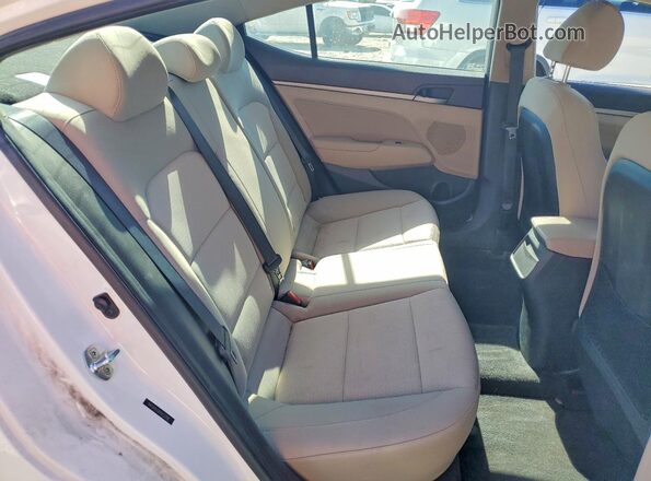 5NPD84LF8HH212208 2017 HYUNDAI ELANTRA White უკანა სავარძლების ხედი