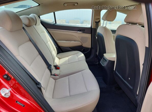 5NPD84LF8JH247479 2018 HYUNDAI ELANTRA Red უკანა სავარძლების ხედი