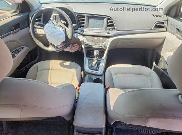 5NPD84LF8JH267263 2018 HYUNDAI ELANTRA Silver Vista del cuadro de instrumentos