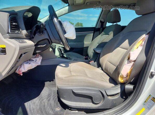 5NPD84LF8JH267263 2018 HYUNDAI ELANTRA Silver Vista del salpicadero