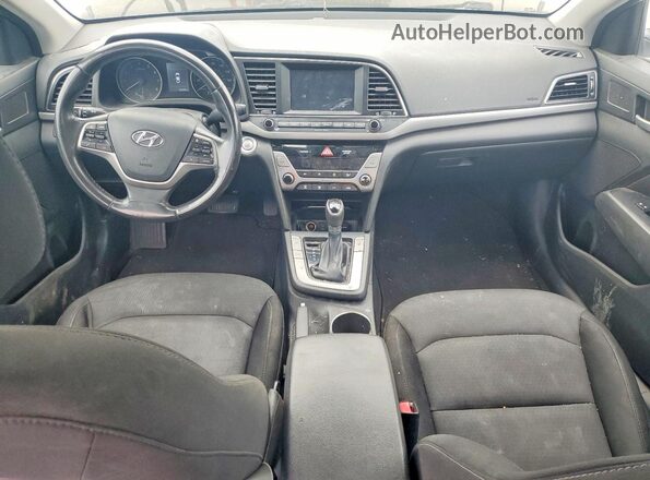 5NPD84LF8JH315098 2018 HYUNDAI ELANTRA Белый Вид панели приборов