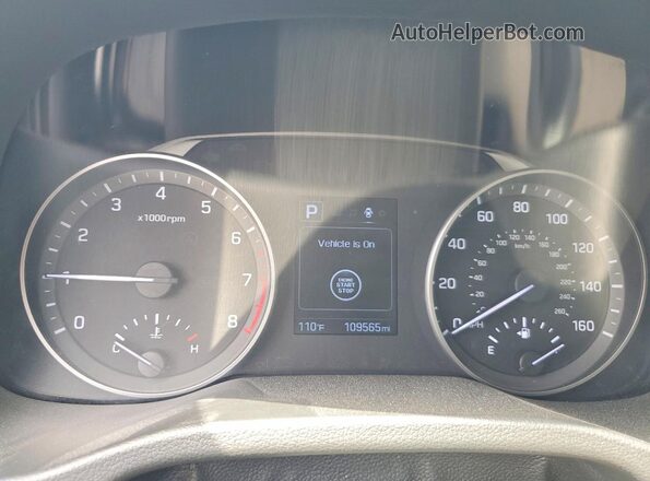 5NPD84LF8JH318843 2018 HYUNDAI ELANTRA White ხელსაწყოთა პანელის ხედი