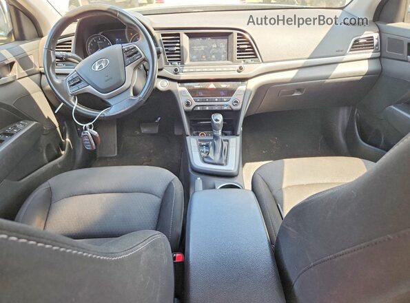 5NPD84LF8JH325937 2018 HYUNDAI ELANTRA Silver Widok deski rozdzielczej