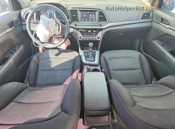 5NPD84LF8JH332936 2018 HYUNDAI ELANTRA Silver Dashboard view