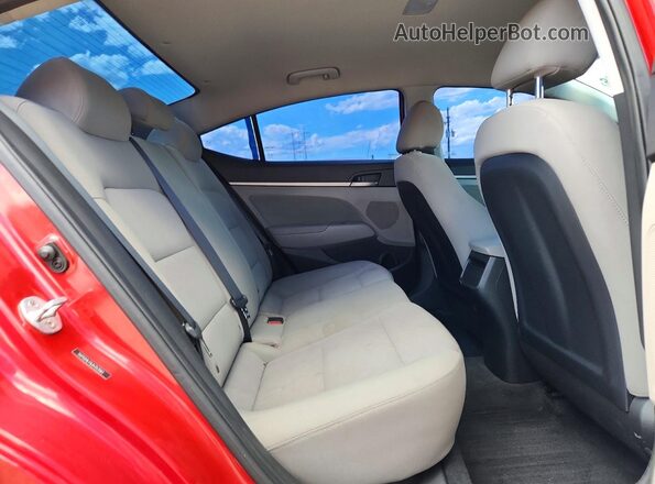 5NPD84LF8JH353561 2018 HYUNDAI ELANTRA Red Widok tylnych siedzeń