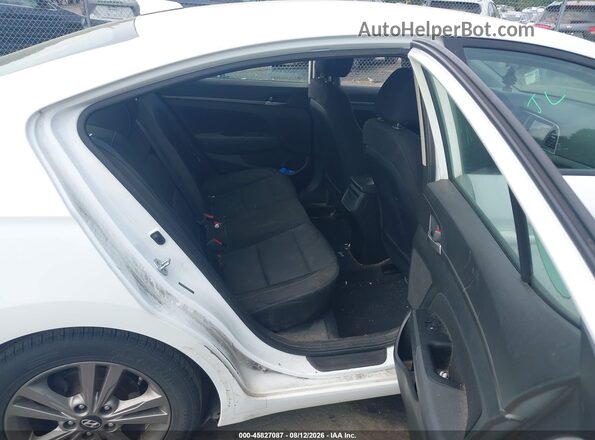 5NPD84LF8JH394014 2018 HYUNDAI ELANTRA White VIN კოდის სტიკერის ხედი