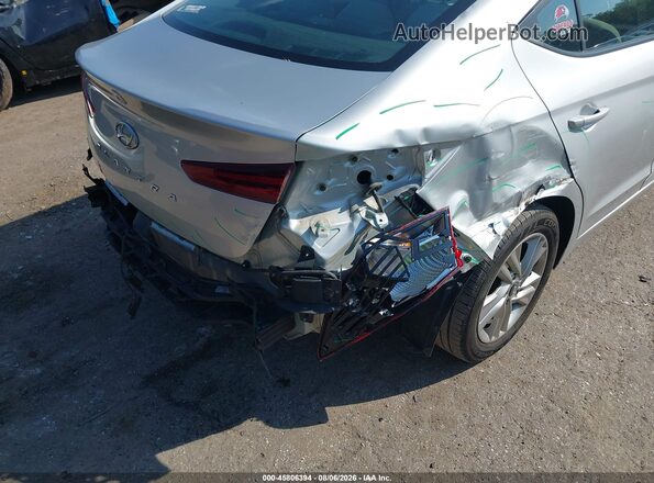 5NPD84LF8KH404560 2019 HYUNDAI ELANTRA Silver Widok z przodu