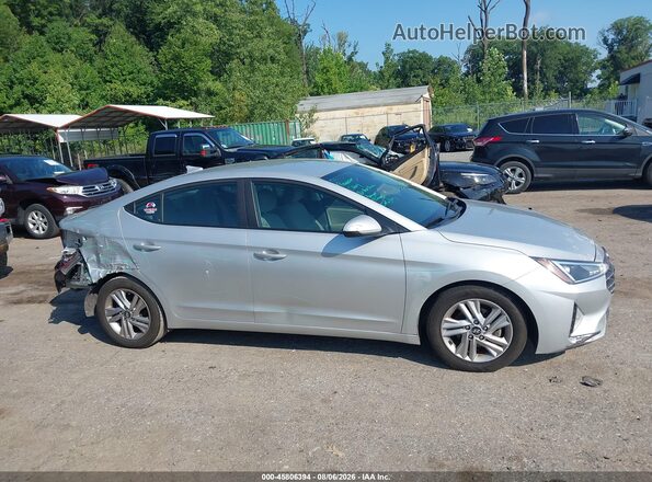 5NPD84LF8KH404560 2019 HYUNDAI ELANTRA Silver Widok wnętrza z tyłu