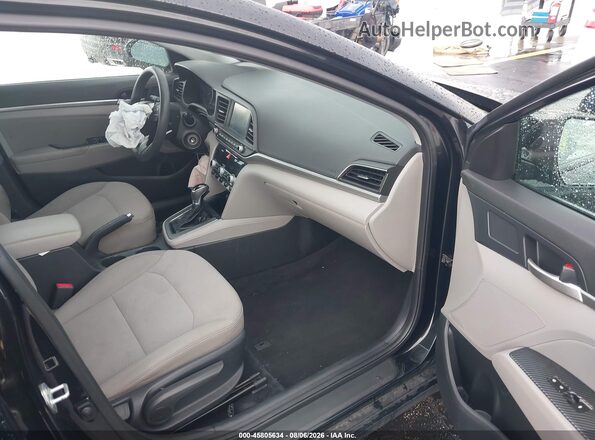 5NPD84LF8LH548661 2020 HYUNDAI ELANTRA Черный Вид салона спереди