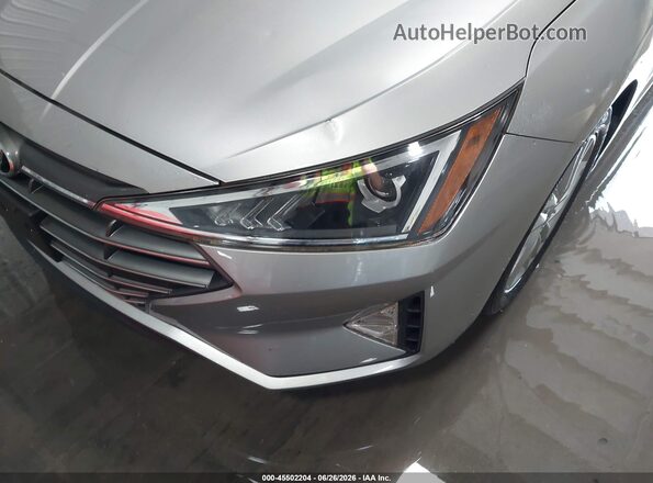 5NPD84LF8LH601004 2020 HYUNDAI ELANTRA Silver Widok z przodu