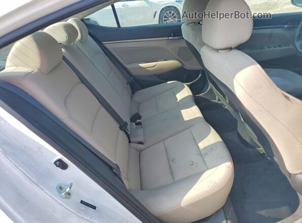 5NPD84LF9HH002314 2017 HYUNDAI ELANTRA White Հետևի նստատեղերի տեսք