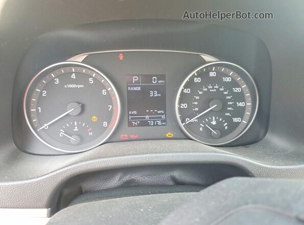 5NPD84LF9HH002314 2017 HYUNDAI ELANTRA White Սարքավորումների վահանակի տեսք