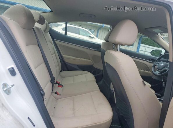 5NPD84LF9HH013099 2017 HYUNDAI ELANTRA White Vista de los asientos traseros