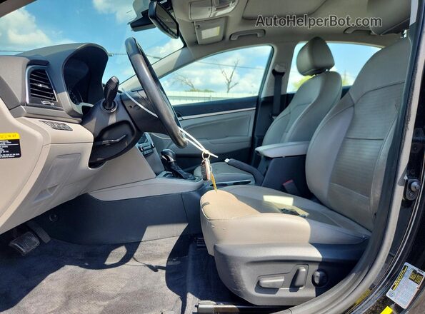 5NPD84LF9HH057409 2017 HYUNDAI ELANTRA Black Սալոնի դիմացի տեսք