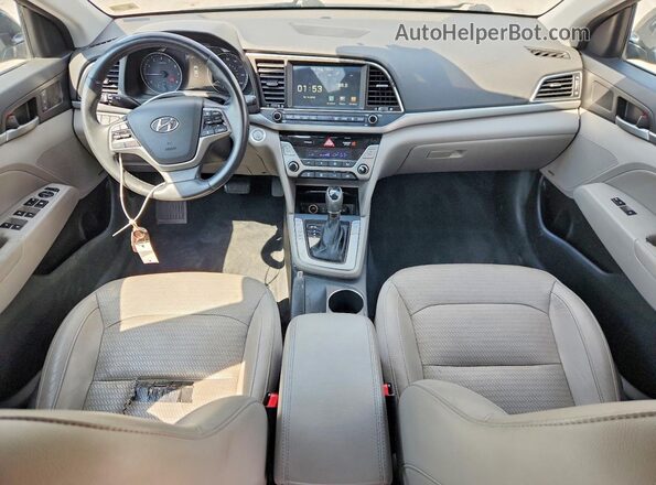 5NPD84LF9HH057409 2017 HYUNDAI ELANTRA Black Առջևի վահանակի տեսք