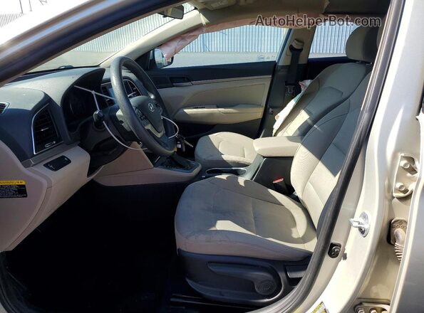 5NPD84LF9HH119018 2017 HYUNDAI ELANTRA Silver Вид салону спереду