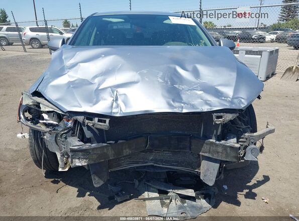 5NPD84LF9HH119472 2017 HYUNDAI ELANTRA Silver Rear interior view