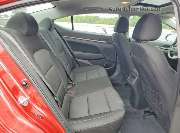 5NPD84LF9HH136885 2017 HYUNDAI ELANTRA Red უკანა სავარძლების ხედი