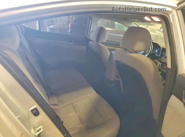 5NPD84LF9JH221652 2018 HYUNDAI ELANTRA Silver უკანა სავარძლების ხედი