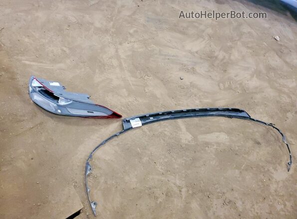 5NPD84LF9JH221652 2018 HYUNDAI ELANTRA Silver ძრავის განყოფილების ხედი