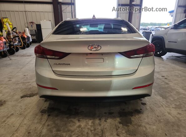 5NPD84LF9JH227578 2018 HYUNDAI ELANTRA Silver უკანა ხედი