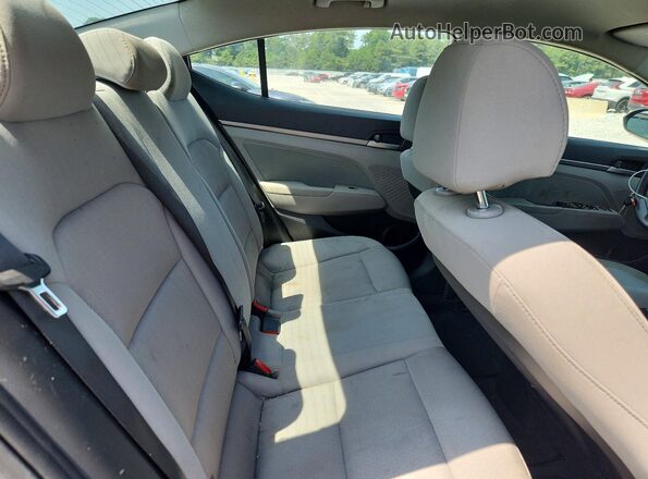 5NPD84LF9JH244154 2018 HYUNDAI ELANTRA Silver უკანა სავარძლების ხედი