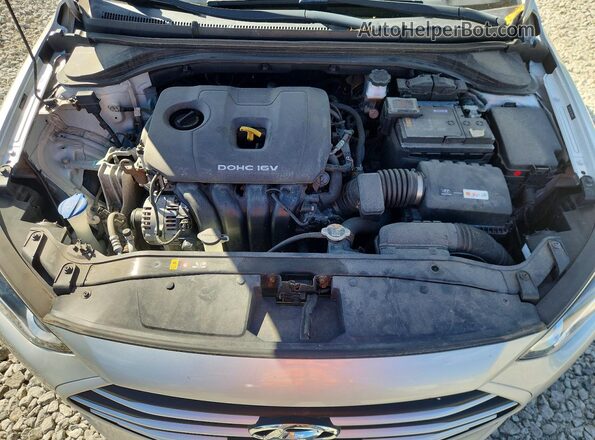 5NPD84LF9JH259656 2018 HYUNDAI ELANTRA Silver Rear interior view