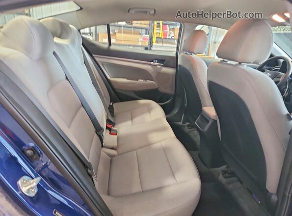 5NPD84LF9JH279650 2018 HYUNDAI ELANTRA Blue Հետևի նստատեղերի տեսք