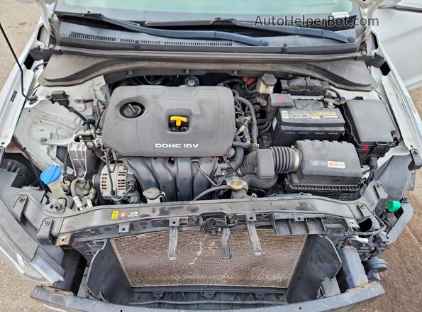 5NPD84LF9JH280670 2018 HYUNDAI ELANTRA White უკანა სალონის ხედი